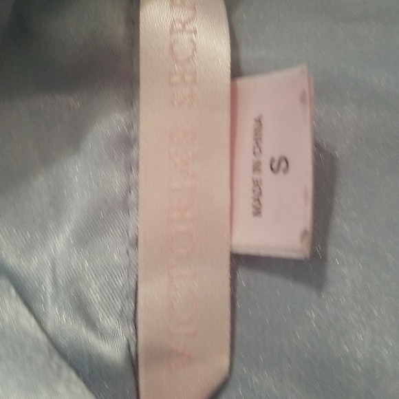 Victoria's secret light blue polyester pajama set - Picture 2 of 2